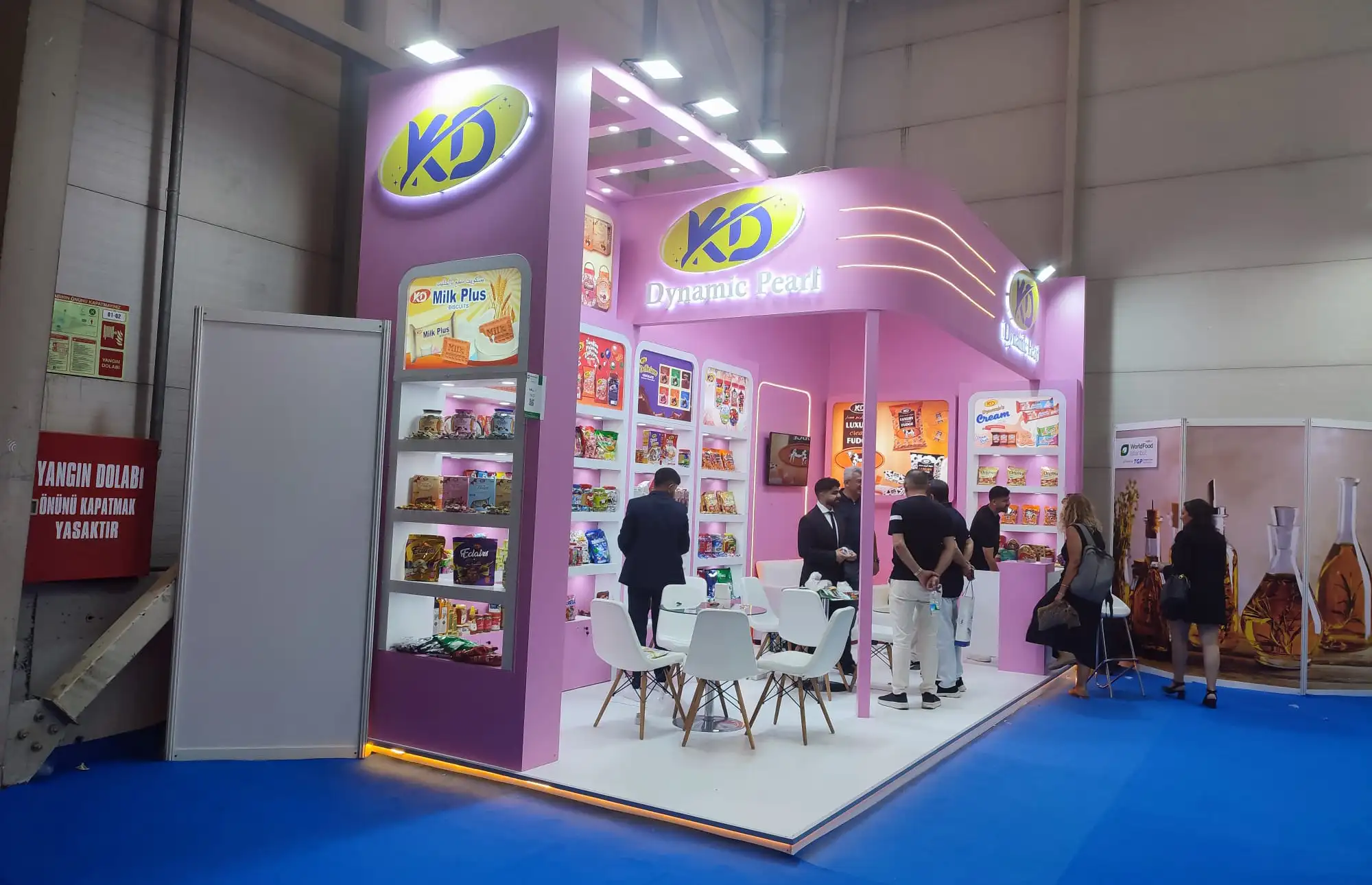 bespoke exhibition displays Middle East