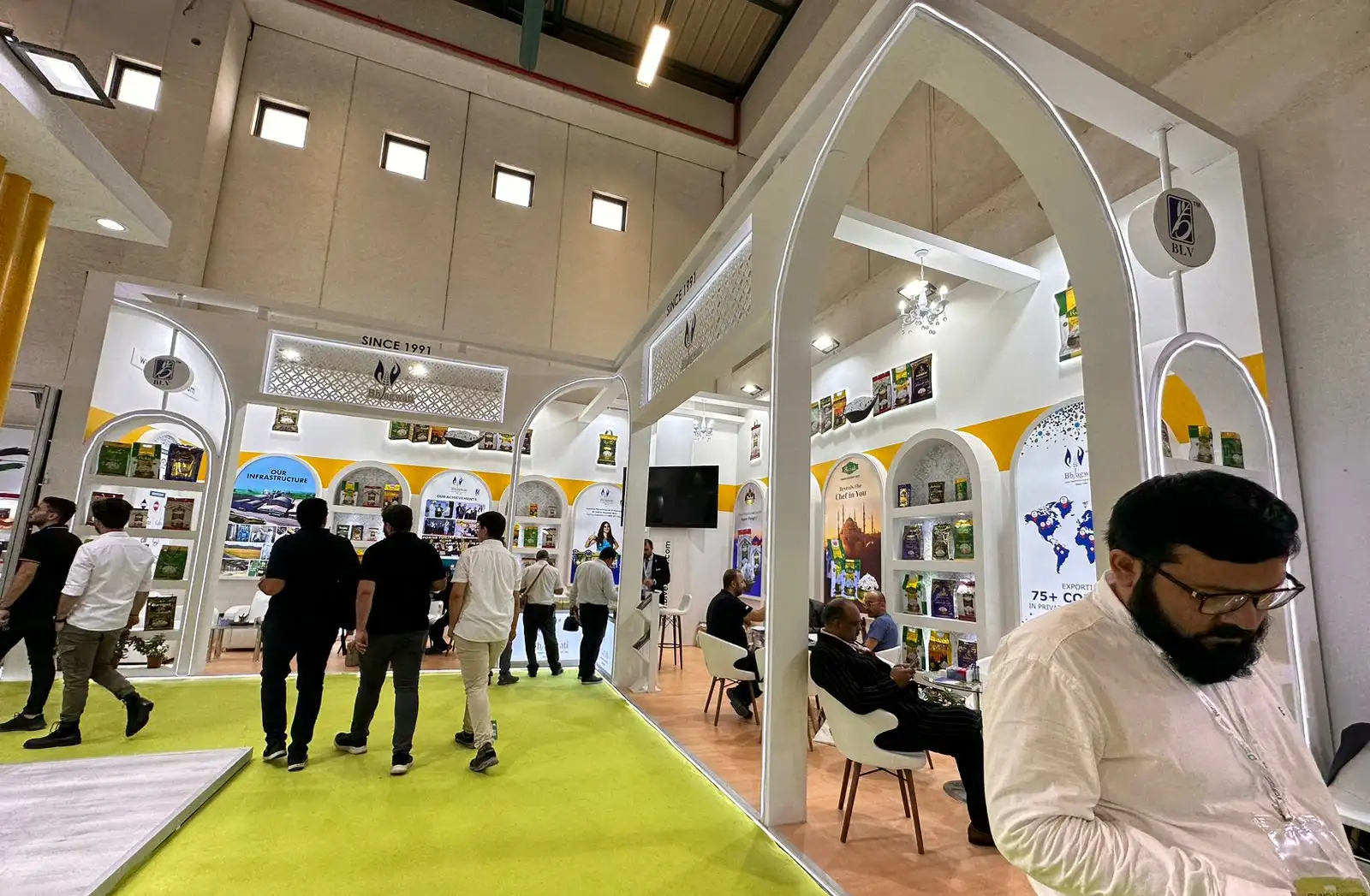 custom exhibition stands Dubai